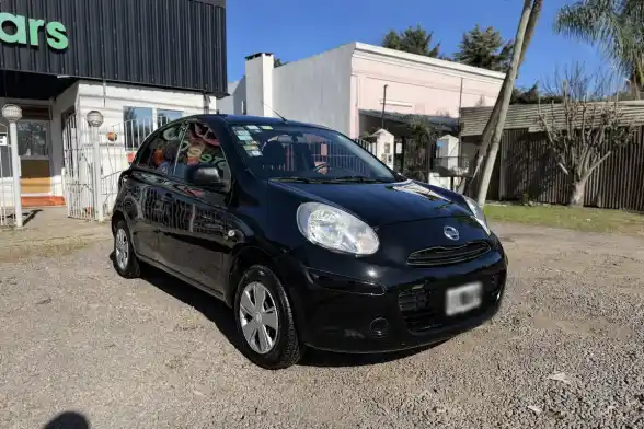 Nissan March 1.6 Active 107Cv May14 2015 - foto 3