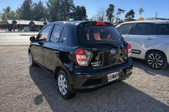 Nissan March 1.6 Active 107Cv May14 2015 - foto 5