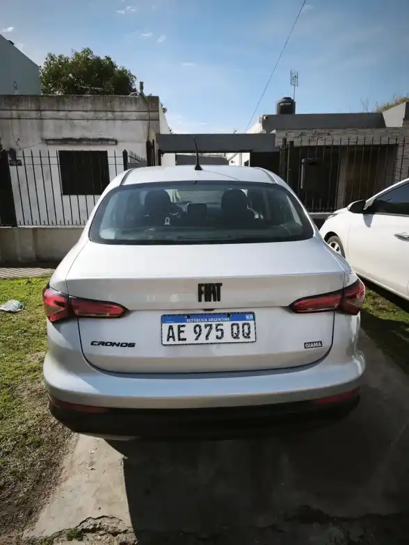 Fiat Cronos 1.3 Gse Drive Pack Conectividad 2021 - foto 4
