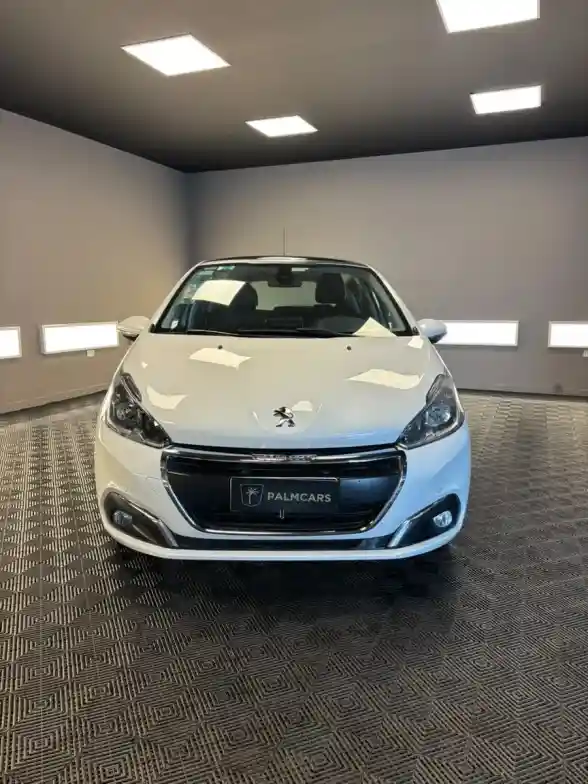 Peugeot 208 1.6 Feline Tiptronic 2018 - foto 2