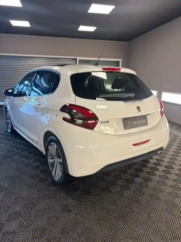 Peugeot 208 1.6 Feline Tiptronic 2018 - foto 5