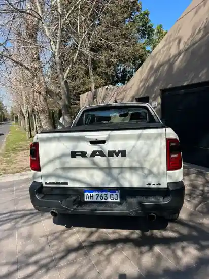 Ram Rampage 2.0 Laramie Night Edition Gme At9 4X4 2026 - foto 3