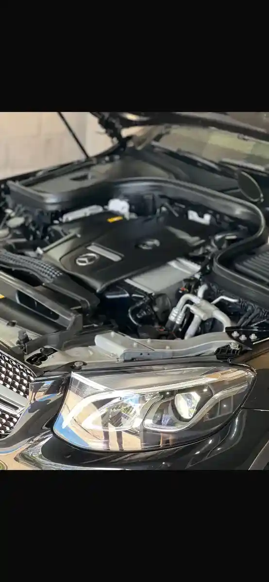 Mercedes-Benz Clase Glc 2.0 Glc250 300 4Matic Atomático 2019 - foto 5