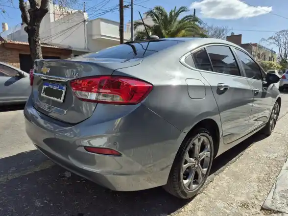 Chevrolet Cruze 1.4 Ltz At Sedan 2023 - foto 3