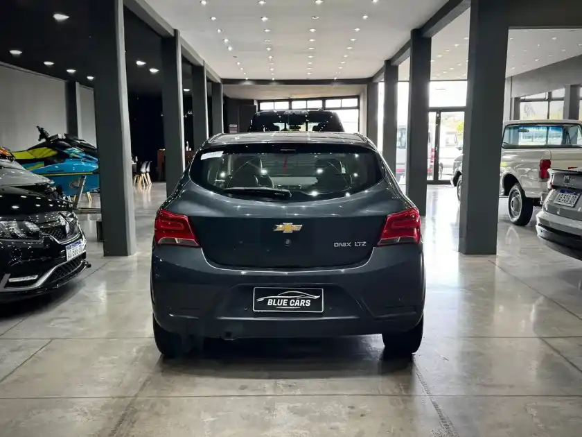 Chevrolet Onix 1.4 Ltz 98Cv 2017 - foto 5