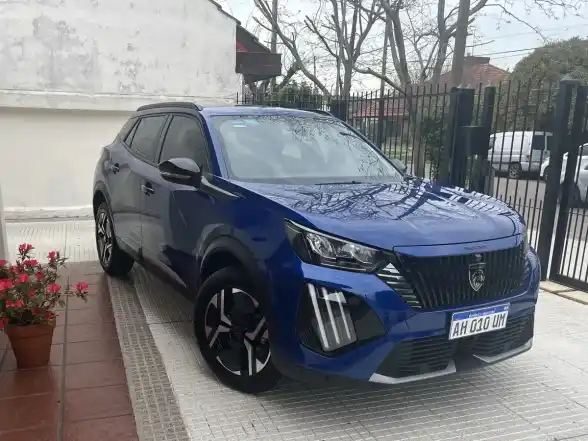 Peugeot 2008 1.0T Allure Cvt 2025 - foto 3