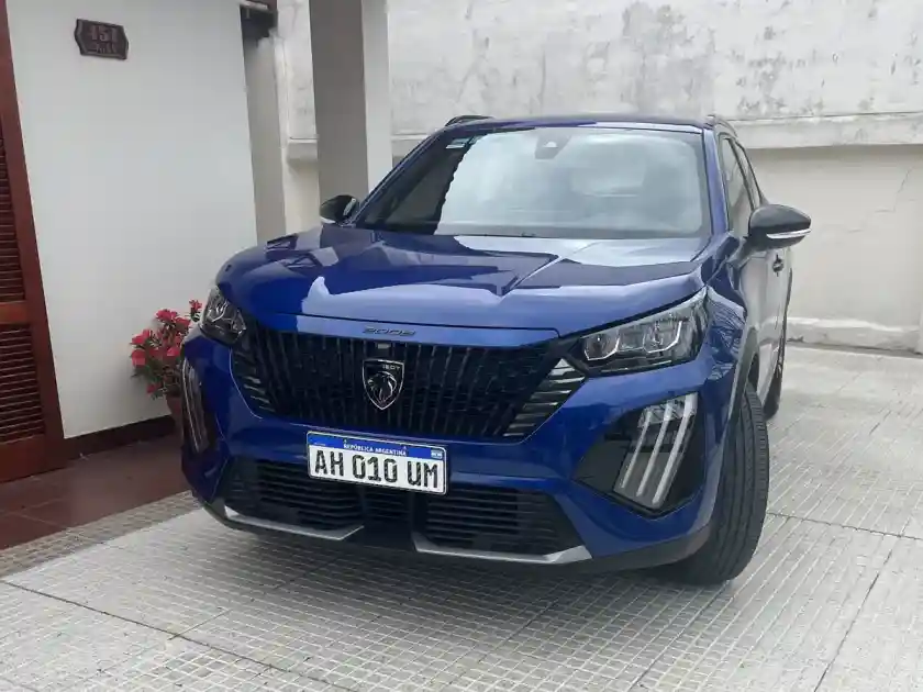 Peugeot 2008 1.0T Allure Cvt 2025 - foto 4