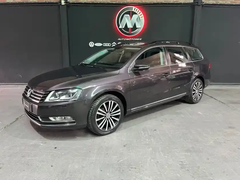 Volkswagen Passat Variant 2.0 Tsi Elegance Manual 2011 - foto 1