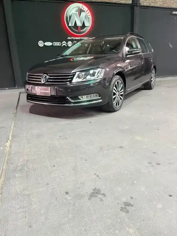 Volkswagen Passat Variant 2.0 Tsi Elegance Manual 2011 - foto 3