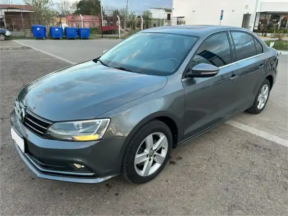 Volkswagen Vento 2.5 Luxury 170Cv Tiptronic 2016 - foto 2