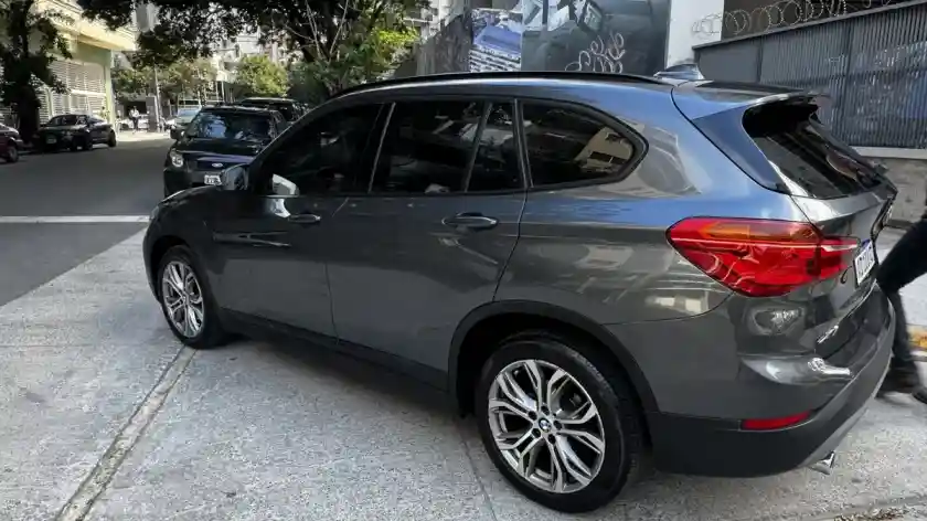 Bmw X1 1.8L 2018 - foto 4