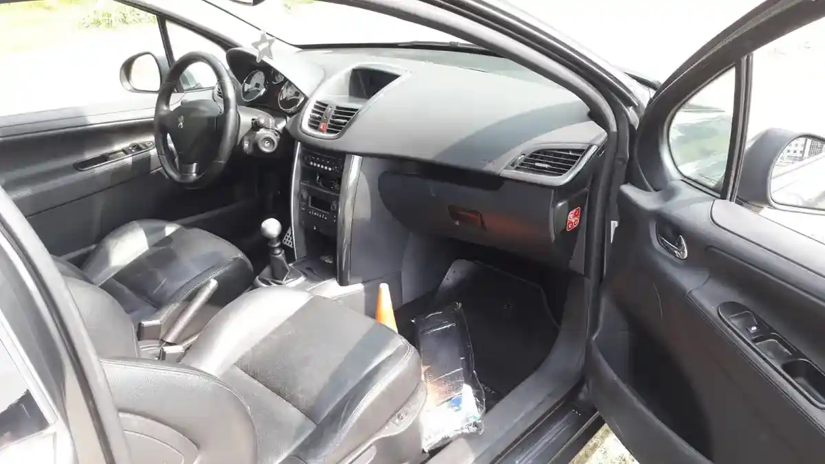 Peugeot 207 1.6 Gti 156Cv 2013 - foto 4