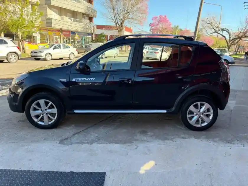 Renault Sandero Stepway 1.6 Privilege Nav 105Cv 2014 - foto 3