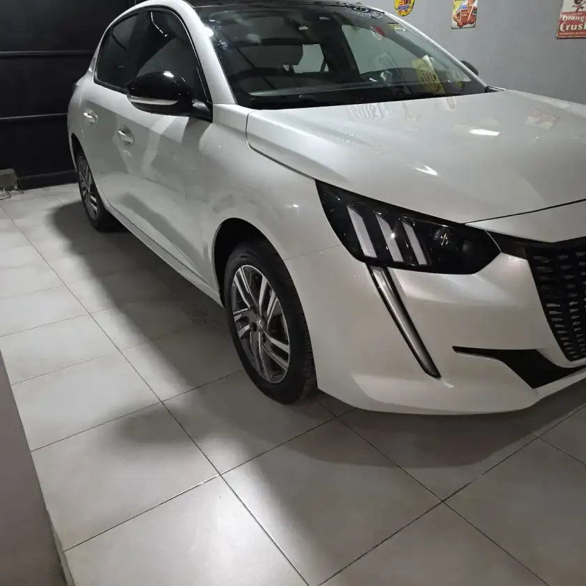 Peugeot 208 1.6 Feline Tiptronic 2023 - foto 2