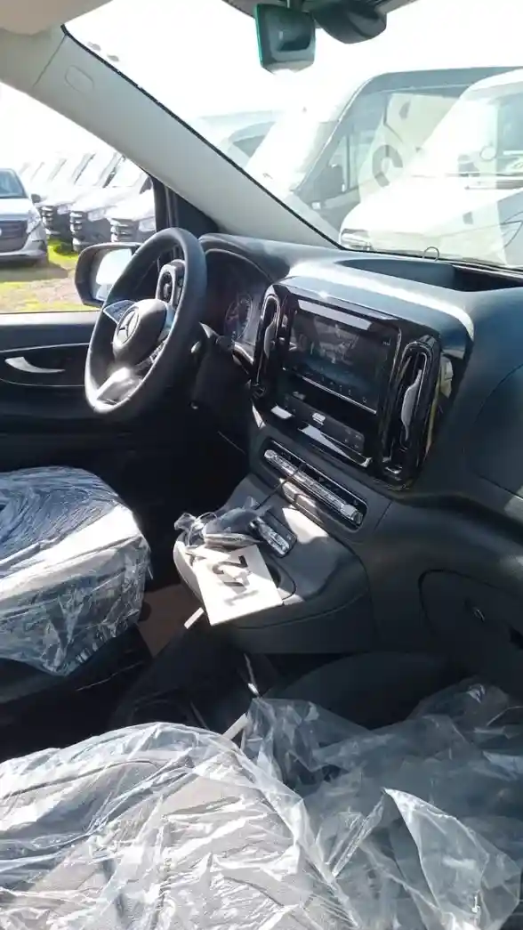 Mercedes-Benz Vito 1.9 119 Cdi Tourer Pasajeros 9+1 At 2026 - foto 4