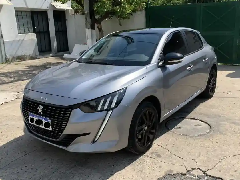 Peugeot 208 1.6 Style Tiptronic 2023 - foto 1