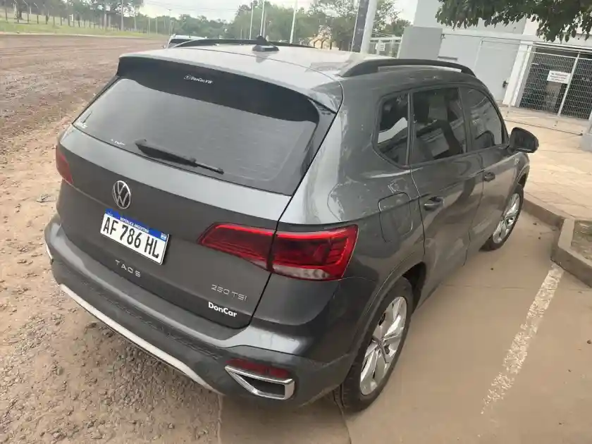 Volkswagen Taos 1.4 250 Tsi Comfortline 2023 - foto 3
