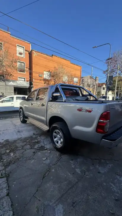 Toyota Hilux Pick-Up 2.5 Cd Dx Pack 120Cv 4X4 - C3 2015 - foto 2