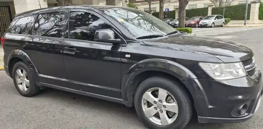 Dodge Journey 2.4 Sxt (3 Filas) 170Cv Atx 2013 - foto 2