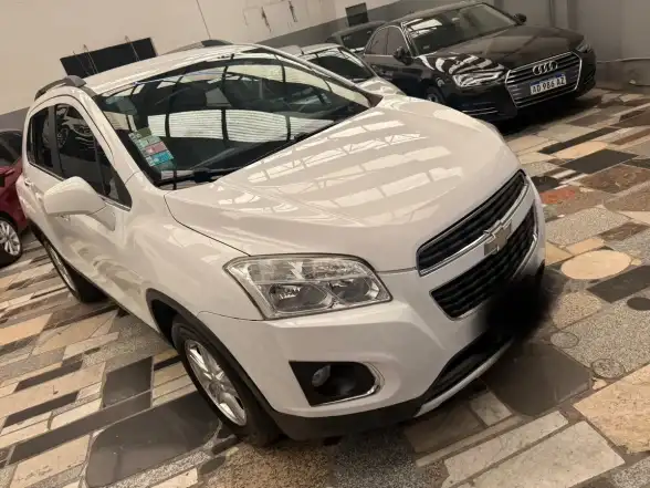 Chevrolet Tracker 1.8 Ltz Fwd Mt 140Cv 2014 - foto 3