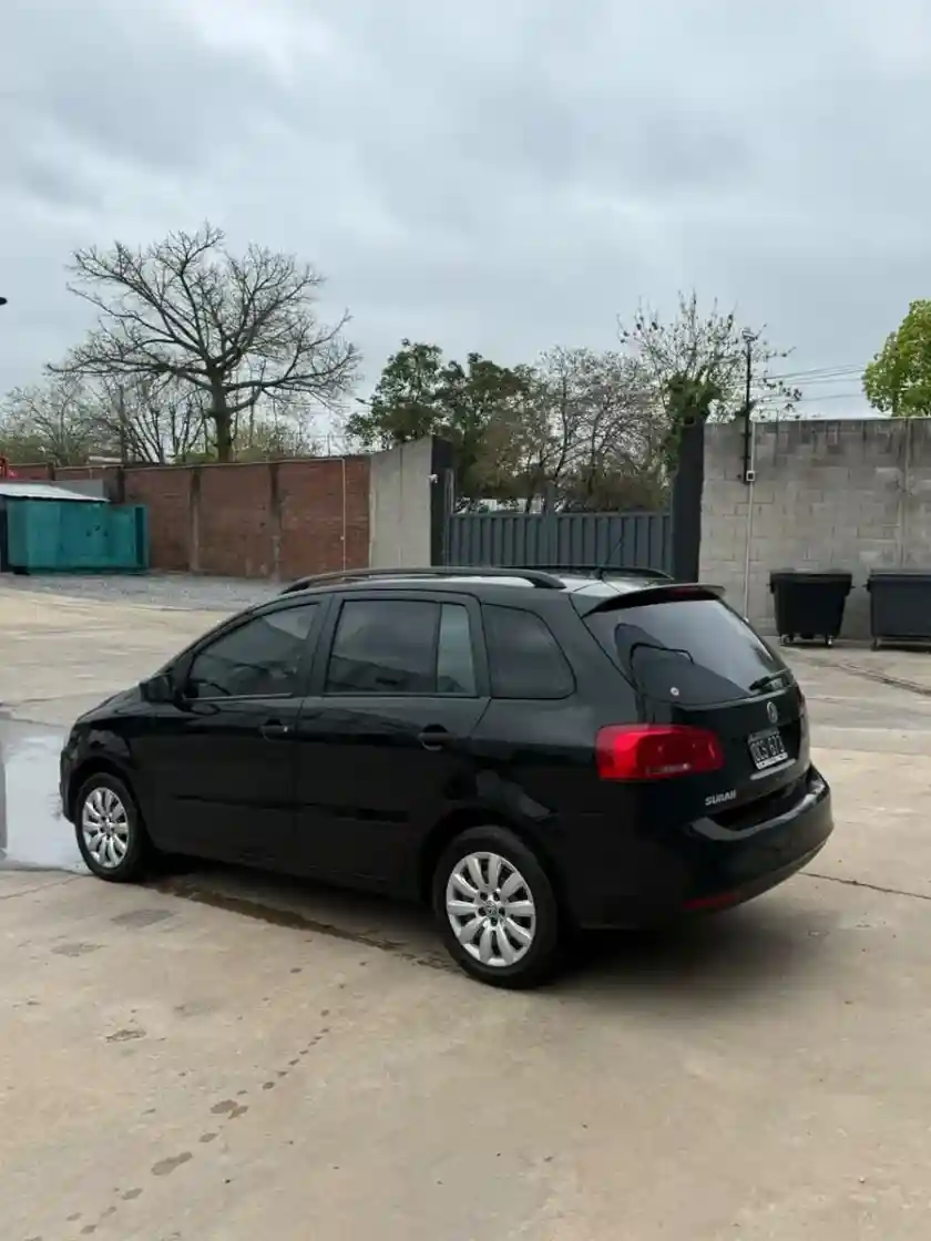 Volkswagen Suran 1.6 Comfortline 101Cv 2014 - foto 4