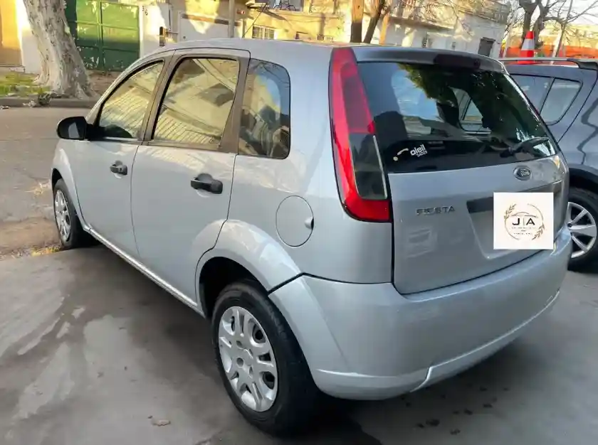 Ford Fiesta 1.6 One Ambiente Plus 98Cv 2013 - foto 3