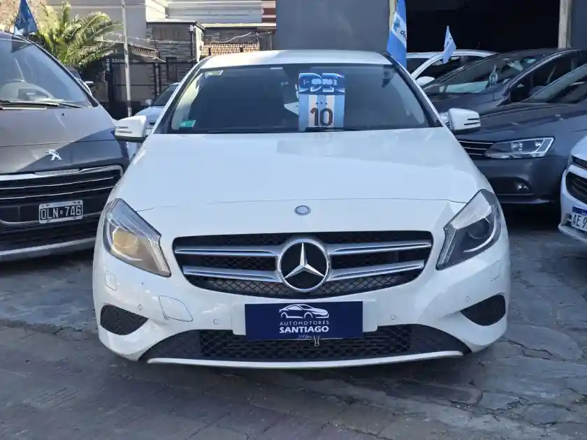 Mercedes-Benz Clase A 1.6 A 200 At Urban B.efficiency 156Cv 2013 - foto 2