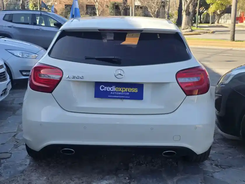 Mercedes-Benz Clase A 1.6 A 200 At Urban B.efficiency 156Cv 2013 - foto 5