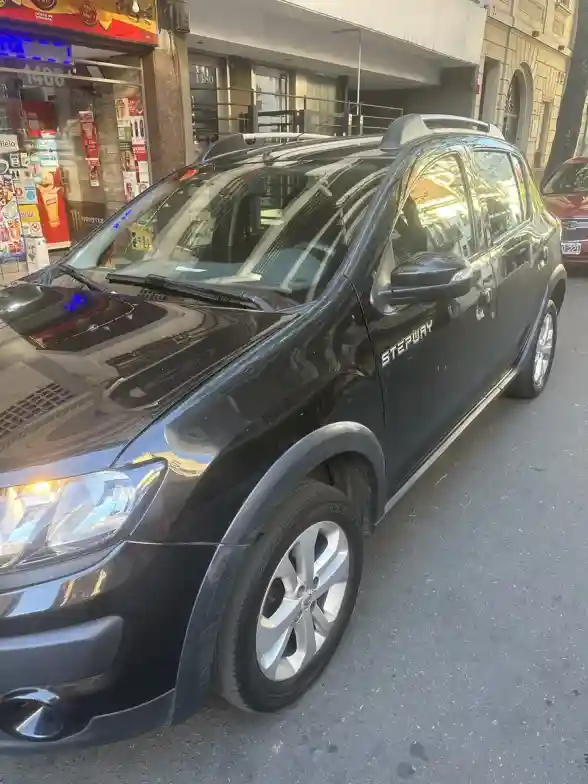 Renault Sandero Stepway 1.6 Privilege Nav 105Cv 2015 - foto 1
