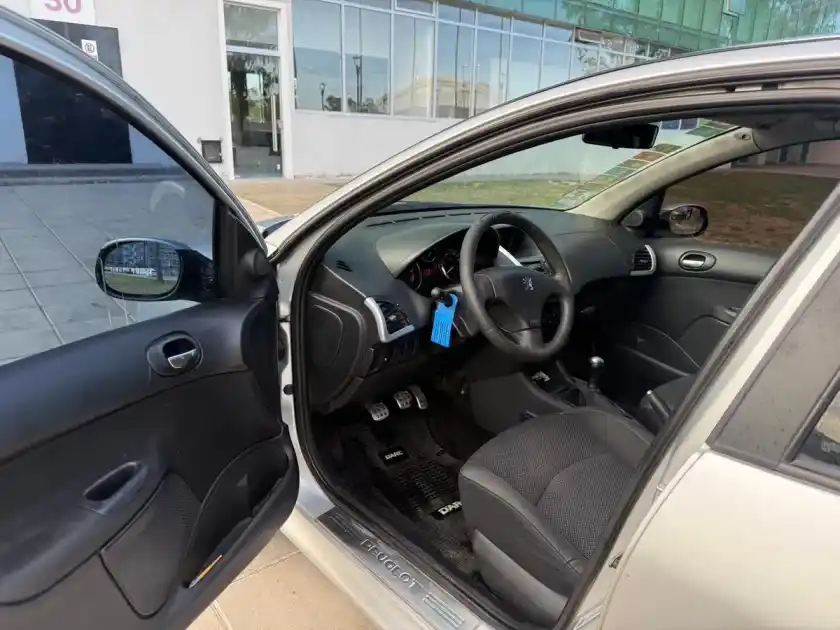 Peugeot 207 1.6 Xt 2011 - foto 5