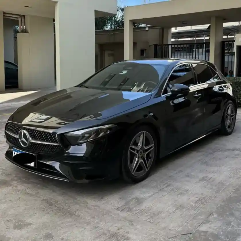 Mercedes-Benz Clase A 2.0 A250 Amg-Line 224Cv Hatch 2025 - foto 1