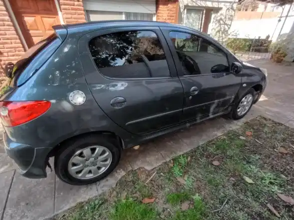 Peugeot 207 Compact 1.9 Sedan Xs 2010 - foto 5
