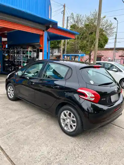 Peugeot 208 1.6 Allure 2013 - foto 4