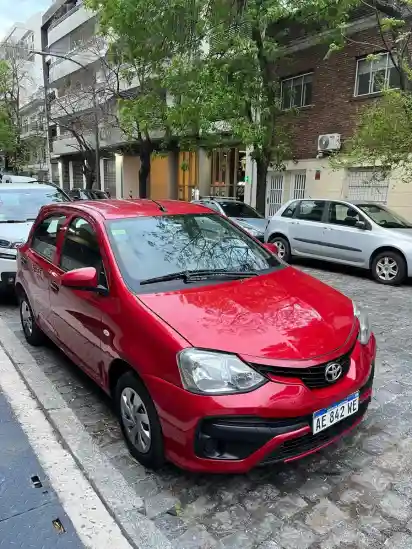 Toyota Etios 1.5 X 6Mt My19 2021 - foto 2