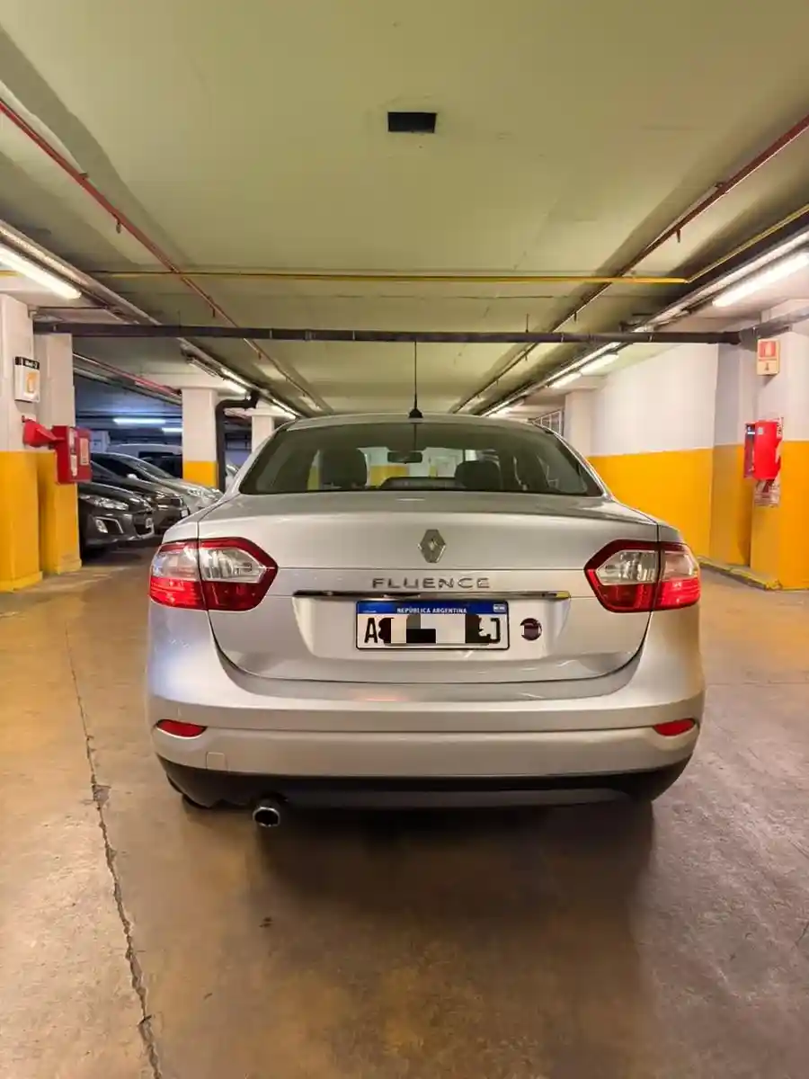 Renault Fluence 1.6 Ph2 Dynamique Pack 110Cv 2018 - foto 3