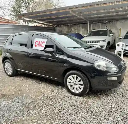 Fiat Punto 1.4 Attractive Pack Top Uconnect 2016 - foto 1