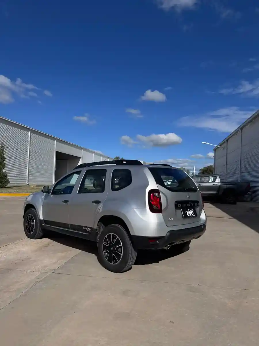 Renault Duster 2.0 Dakar 4X2 2017 - foto 4