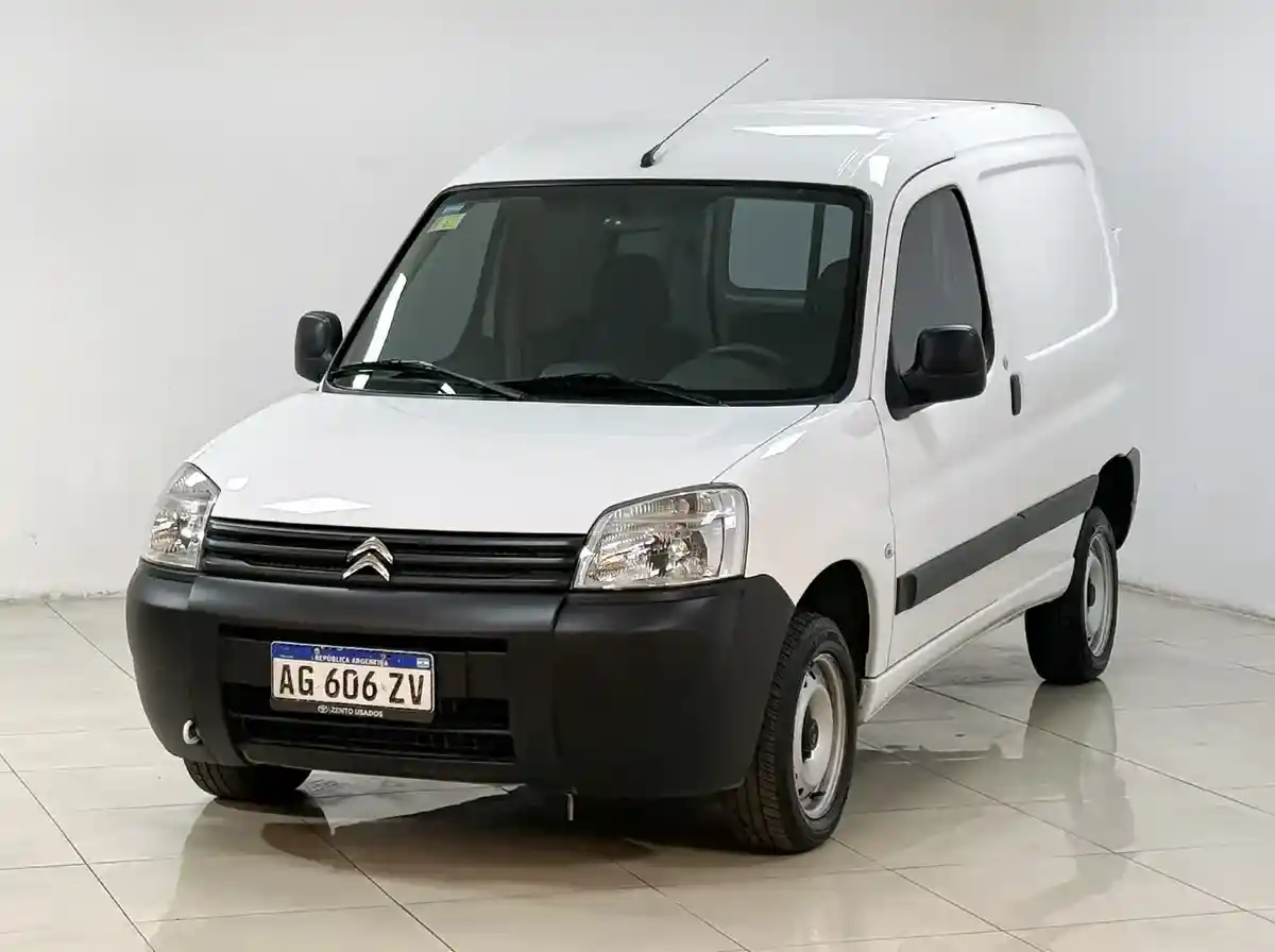 Citroën Berlingo Furgon 1.6 Bussines Hdi 92Cv 2024 - foto 1