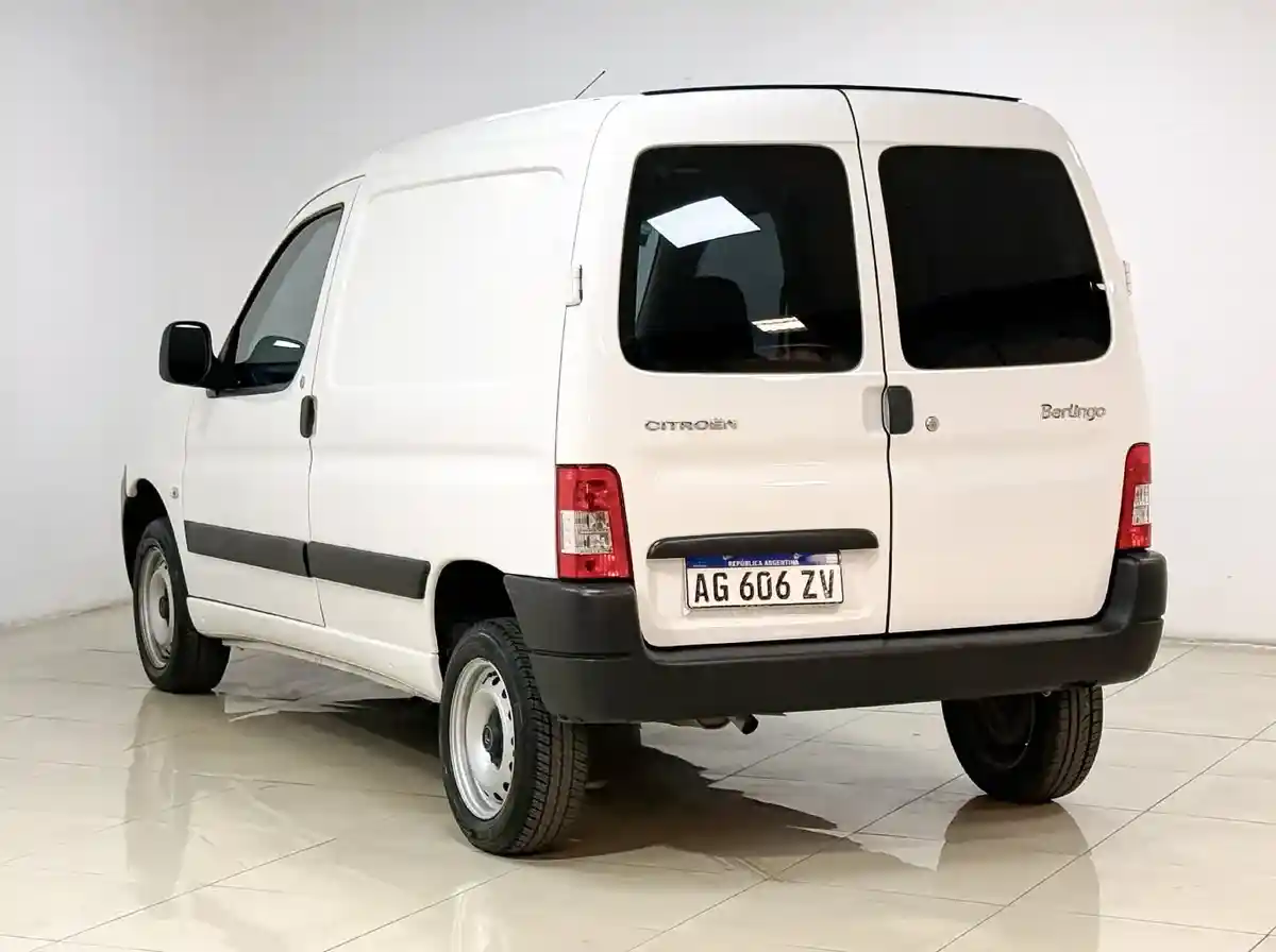 Citroën Berlingo Furgon 1.6 Bussines Hdi 92Cv 2024 - foto 4