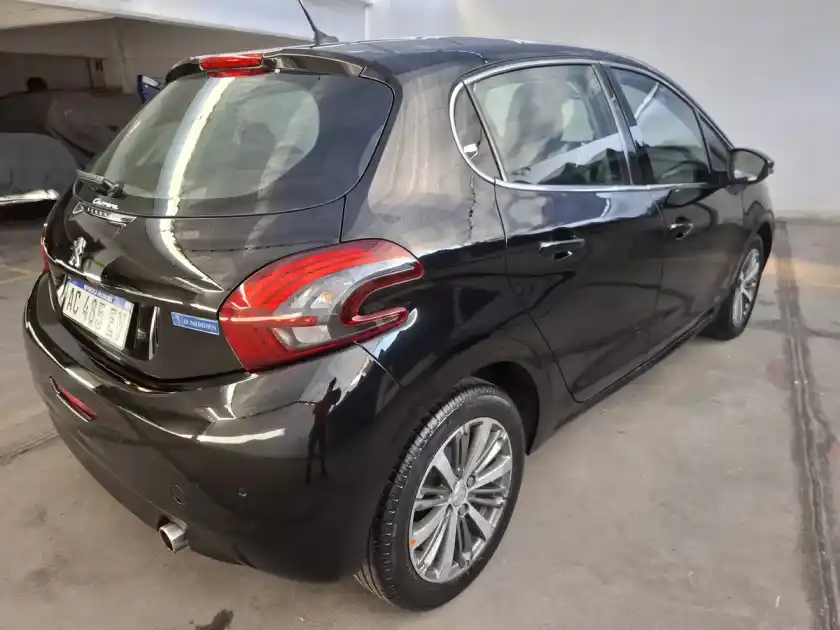 Peugeot 208 1.6 Feline 2018 - foto 3