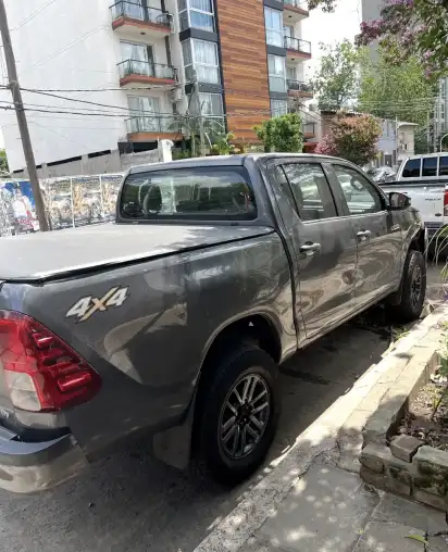 Toyota Hilux Pick-Up 2.4 Cd Dx 150Cv 4X4 2018 - foto 3