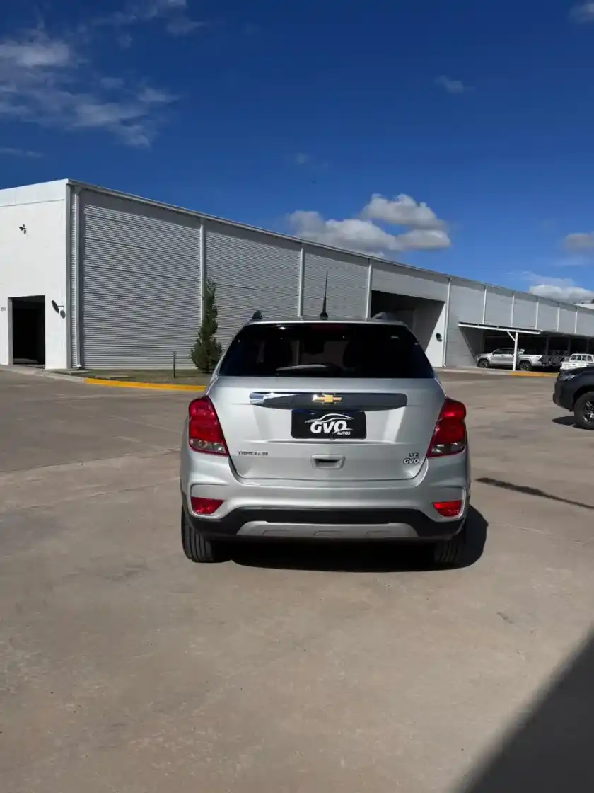 Chevrolet Tracker 1.8 Ltz Fwd Mt 140Cv 2017 - foto 5