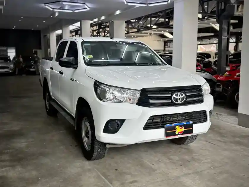 Toyota Hilux Pick-Up 2.4 Cd Dx 150Cv 4X2 2018 - foto 3