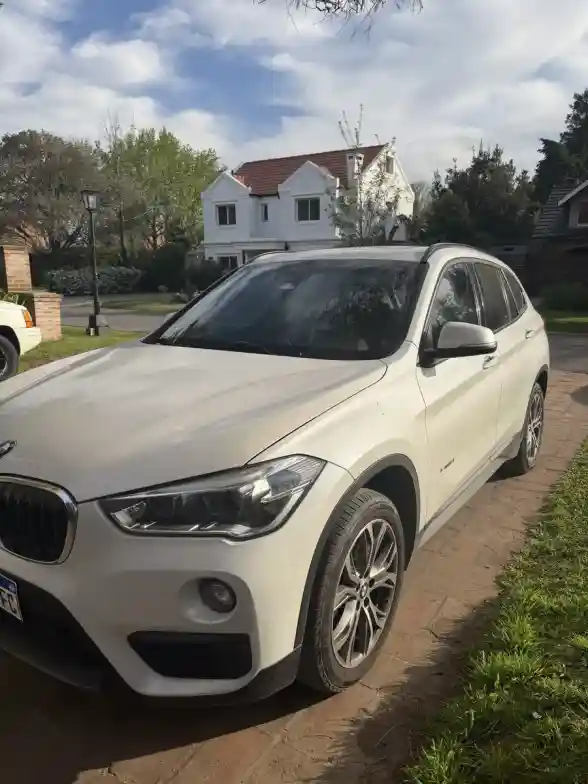 Bmw X1 1.5 Xdrive 18 2018 - foto 1