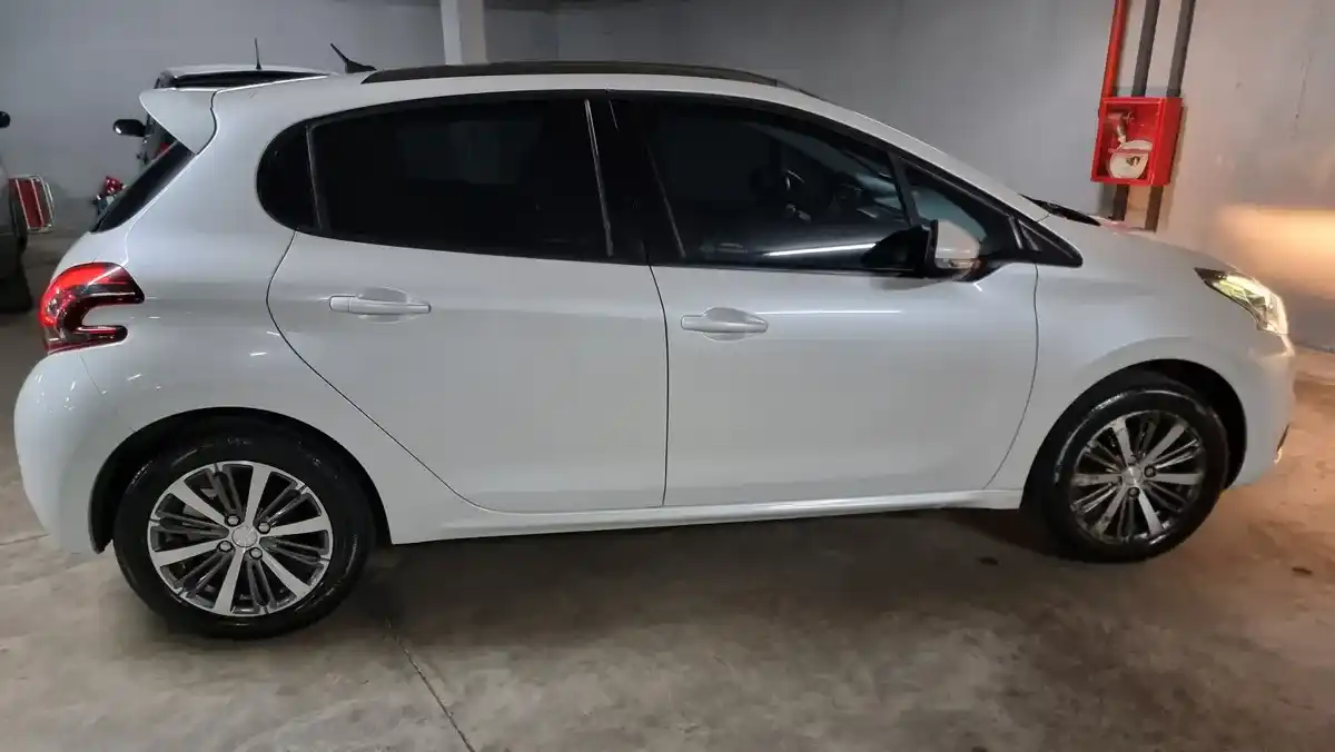 Peugeot 208 1.6 Feline 2019 - foto 3