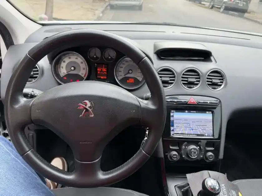 Peugeot 308 1.6 Allure Pack 2018 - foto 5