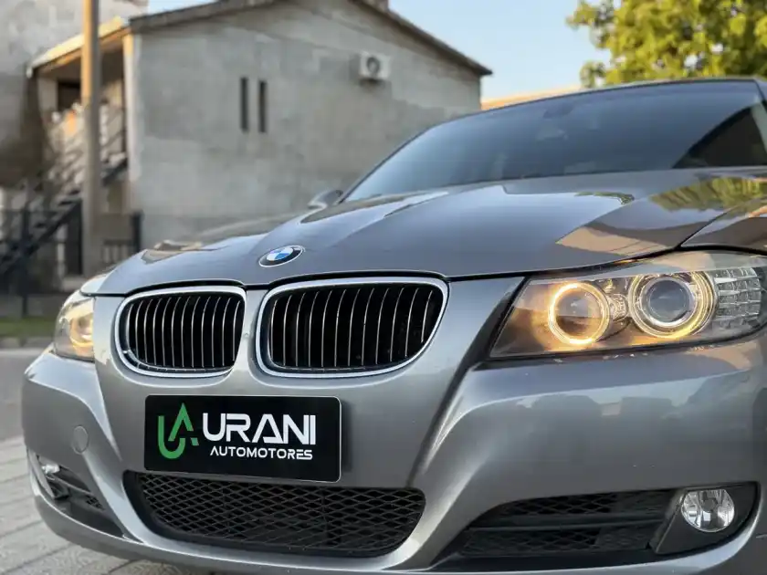 Bmw Serie 3 3.0 330I Sedan Executive 2009 - foto 5