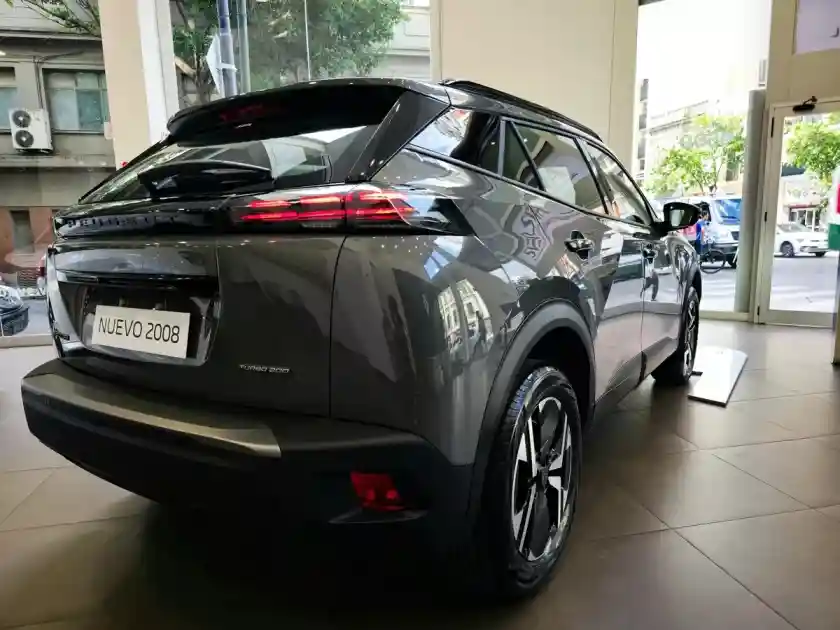 Peugeot 2008 1.0T Active Cvt 2026 - foto 4