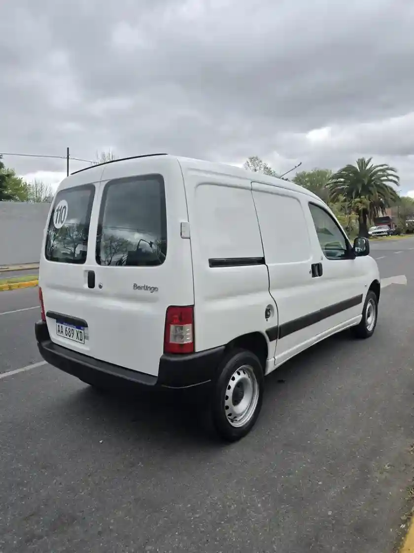 Citroën Berlingo Furgon 1.6 Hdi 92 Bussines 2016 - foto 3