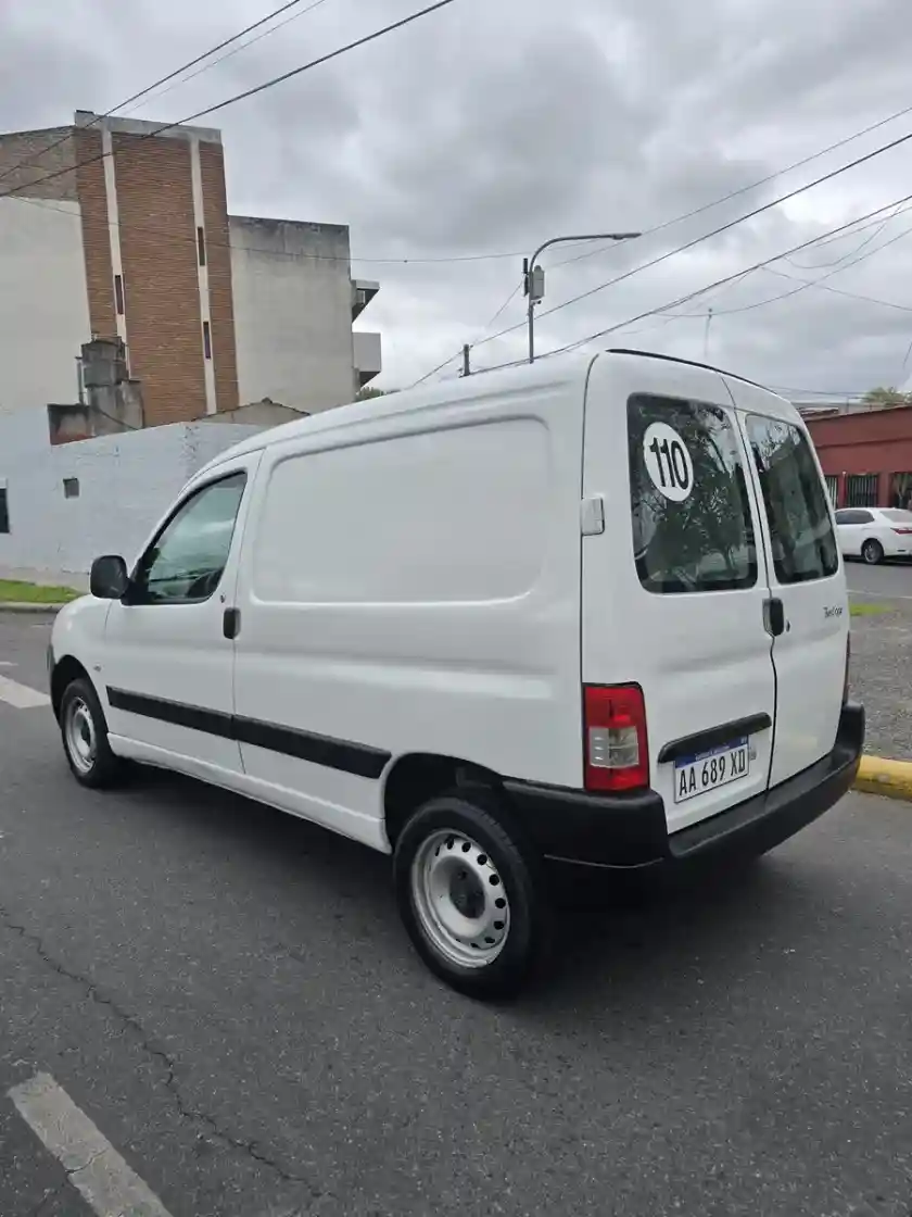 Citroën Berlingo Furgon 1.6 Hdi 92 Bussines 2016 - foto 4